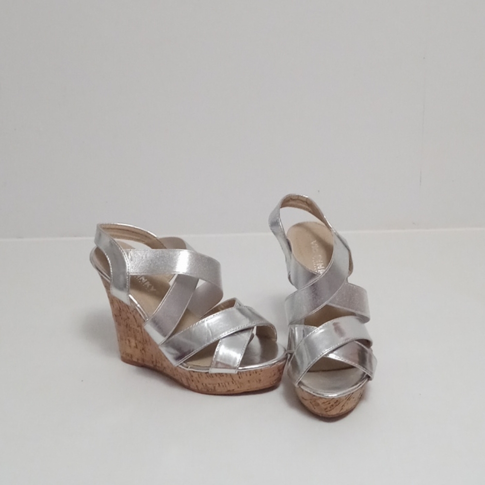 Via Pinky Collection Heels